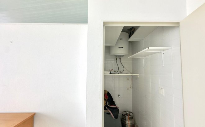 Resale - Bungalow -
Torrevieja - El Limonar