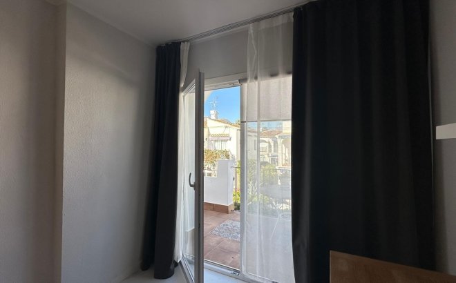 Revente - Bungalow -
Torrevieja - Los Balcones