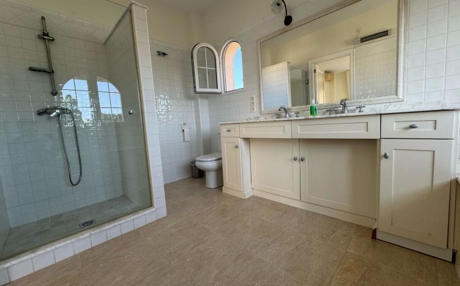 Revente - Villa -
Playa Flamenca - Costa Blanca