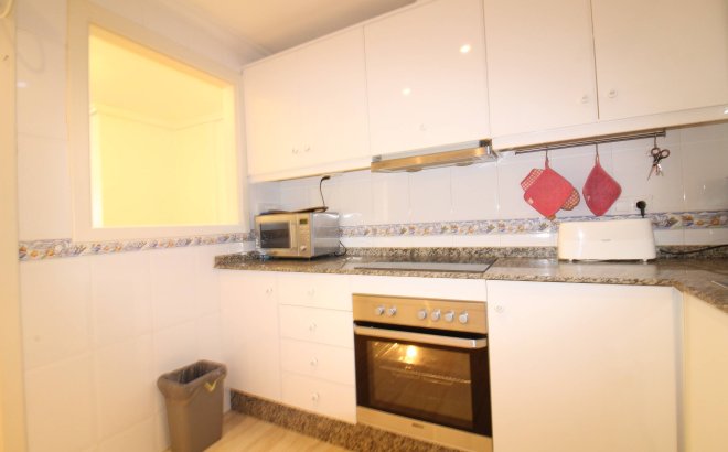 Revente - Appartement -
Torrevieja - Centro