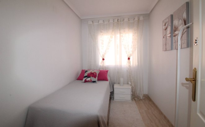 Revente - Appartement -
Torrevieja - Centro