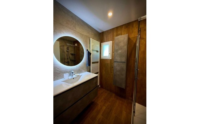 Resale - Villa -
Los Balcones - Barrio Los Balcones - Los Altos del Edén