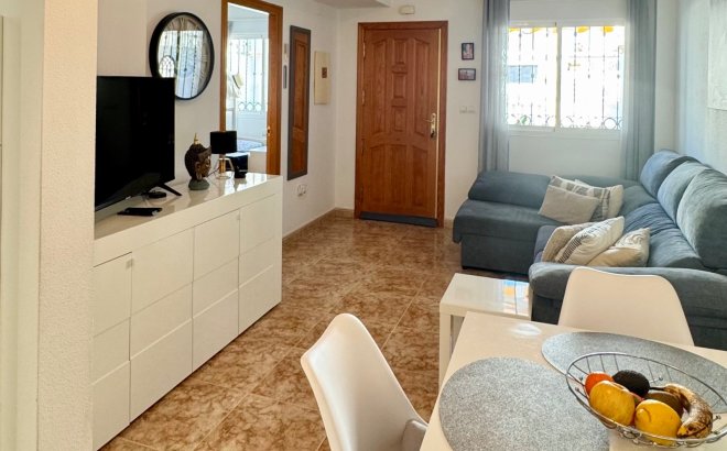 Resale - Apartment -
Orihuela Costa - La Ciñuelica