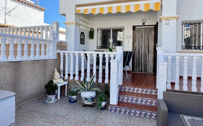 Resale - Apartment -
Orihuela Costa - La Ciñuelica