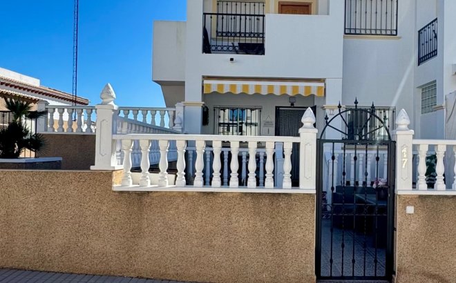 Resale - Apartment -
Orihuela Costa - La Ciñuelica