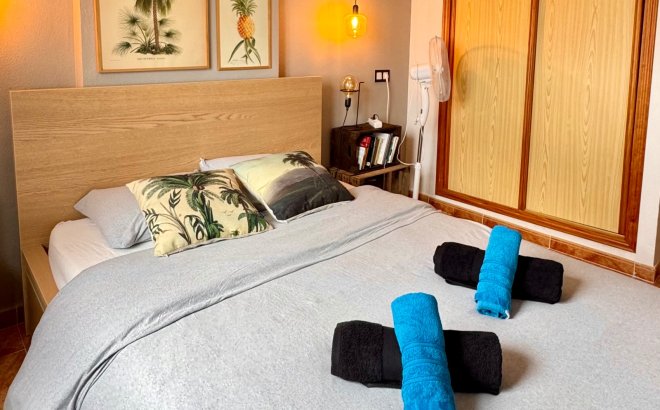 Resale - Apartment -
Torrevieja - Nueva Torrevieja - Aguas Nuevas