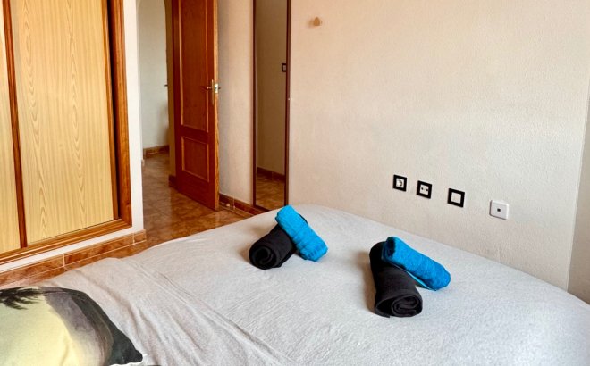 Resale - Apartment -
Torrevieja - Nueva Torrevieja - Aguas Nuevas