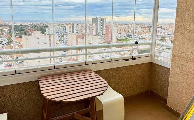 Resale - Apartment -
Torrevieja - Nueva Torrevieja - Aguas Nuevas
