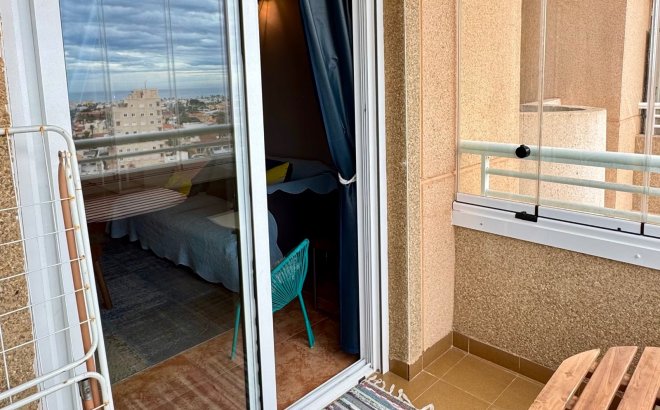 Resale - Apartment -
Torrevieja - Nueva Torrevieja - Aguas Nuevas