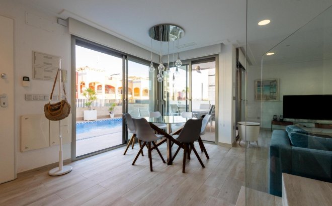 Resale - Villa -
Orihuela Costa - Costa Blanca