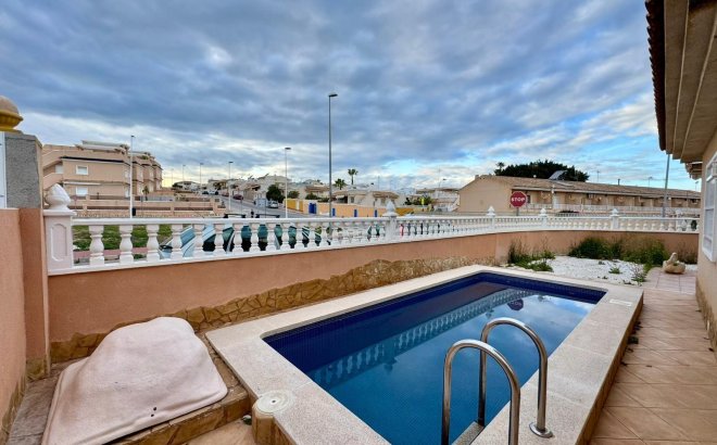 Herverkoop - Villa -
Torrevieja - Costa Blanca
