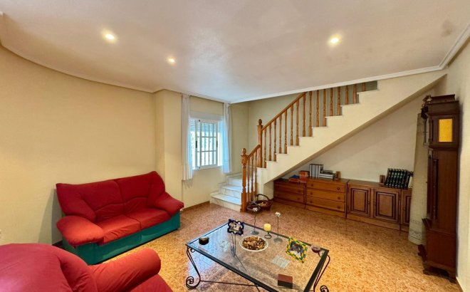 Herverkoop - Villa -
Torrevieja - Costa Blanca