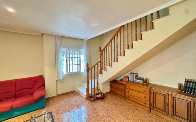 Herverkoop - Villa -
Torrevieja - Costa Blanca