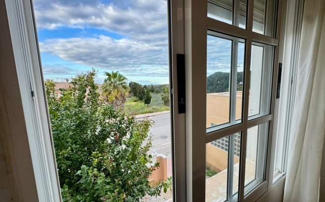 Herverkoop - Villa -
Torrevieja - Costa Blanca