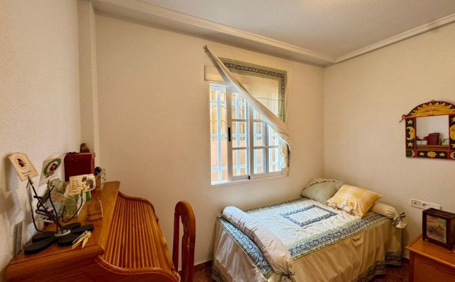 Herverkoop - Villa -
Torrevieja - Costa Blanca