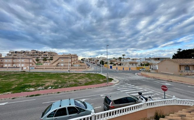 Herverkoop - Villa -
Torrevieja - Costa Blanca