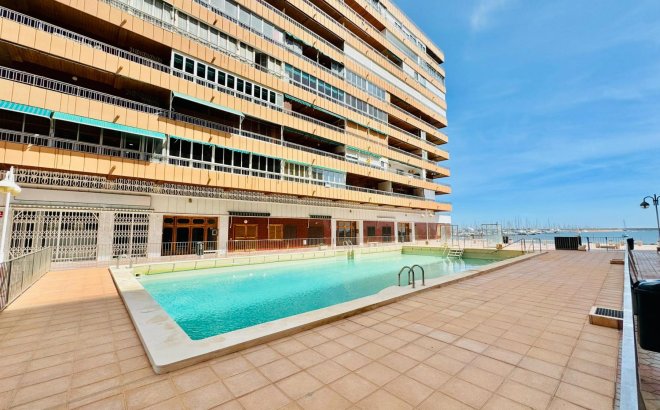 Herverkoop - Appartement -
Torrevieja - Costa Blanca