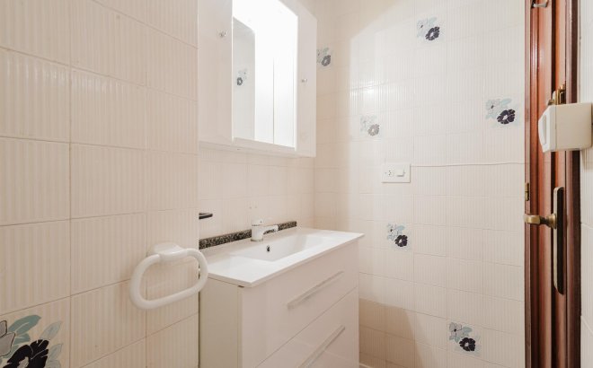 Herverkoop - Appartement -
Torrevieja - Costa Blanca