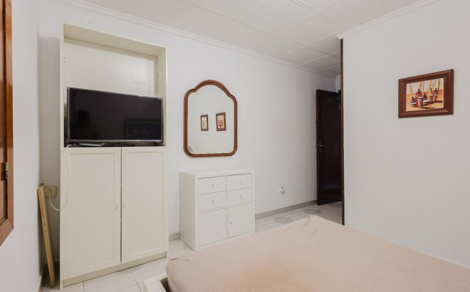 Herverkoop - Appartement -
Torrevieja - Costa Blanca
