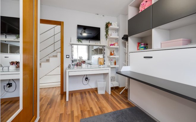 Resale - Villa -
Los Montesinos - La Herrada