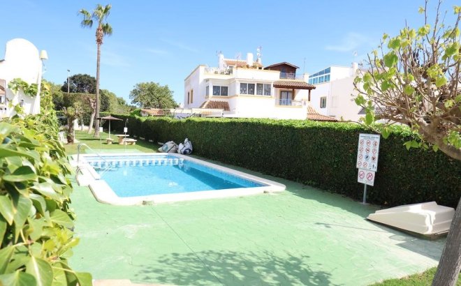 Revente - Bungalow -
Torrevieja - Costa Blanca