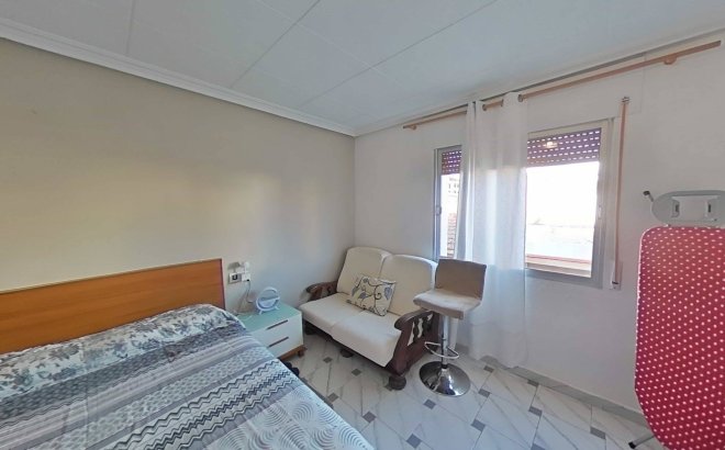 Revente - Penthouse -
Pilar de la Horadada