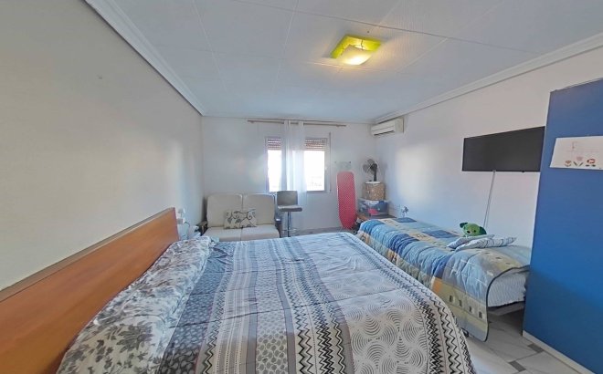 Revente - Penthouse -
Pilar de la Horadada