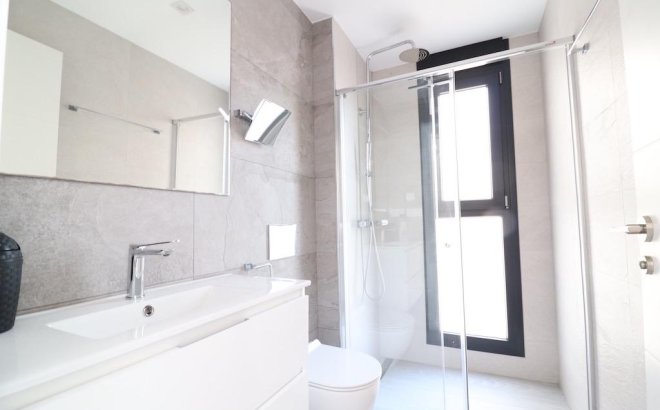 Resale - Villa -
Orihuela Costa - Costa Blanca