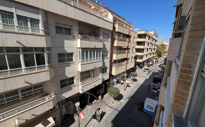 Revente - Appartement -
Torrevieja