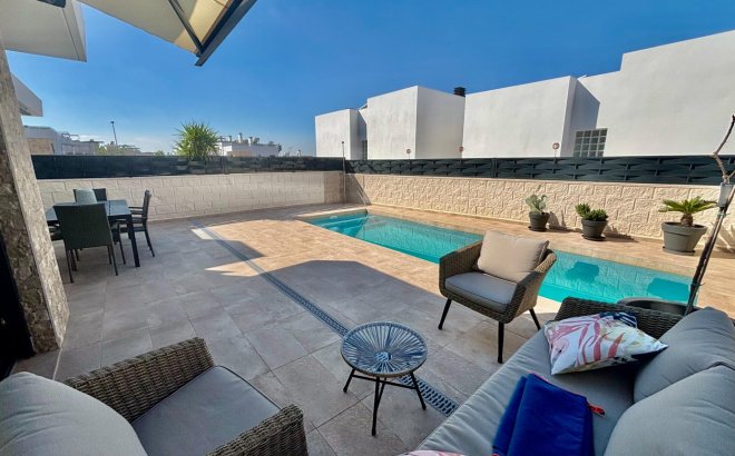 Revente - Villa -
Benijofar - Pueblo 4