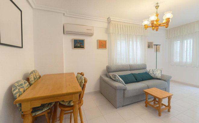 Resale - Apartment -
Torrevieja - Acequion