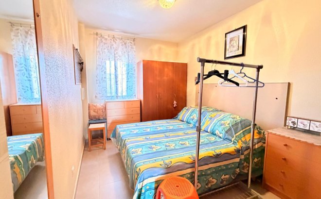 Revente - Appartement -
Torrevieja - Playa De Los Naufragos