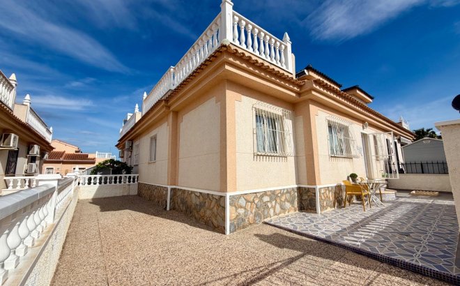 Revente - Semi Detached -
Rojales - Pueblo