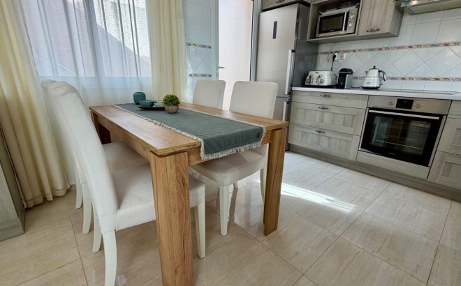 Revente - Semi Detached -
Rojales - Pueblo