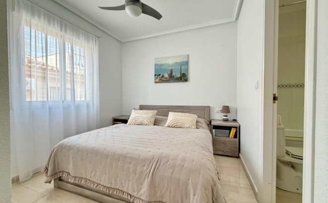 Revente - Semi Detached -
Rojales - Pueblo