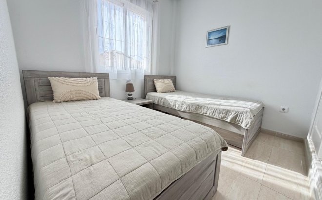 Revente - Semi Detached -
Rojales - Pueblo