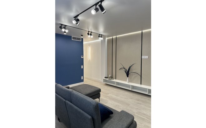 Resale - Apartment -
Torrevieja - Costa Blanca