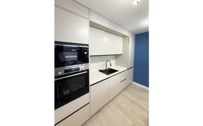 Resale - Apartment -
Torrevieja - Costa Blanca