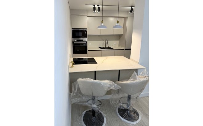 Resale - Apartment -
Torrevieja - Costa Blanca