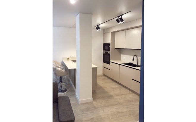 Resale - Apartment -
Torrevieja - Costa Blanca