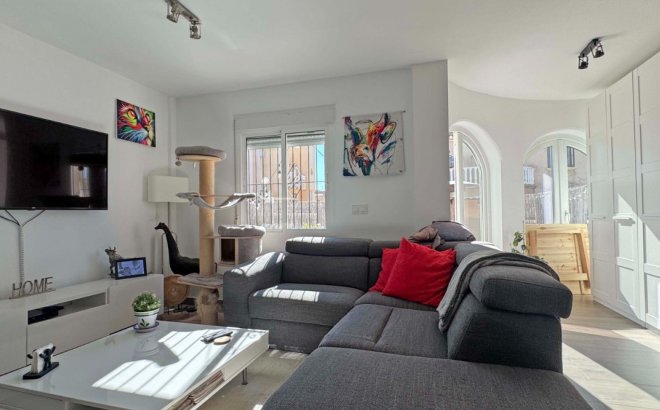 Resale - Town House -
Orihuela Costa - Costa Blanca