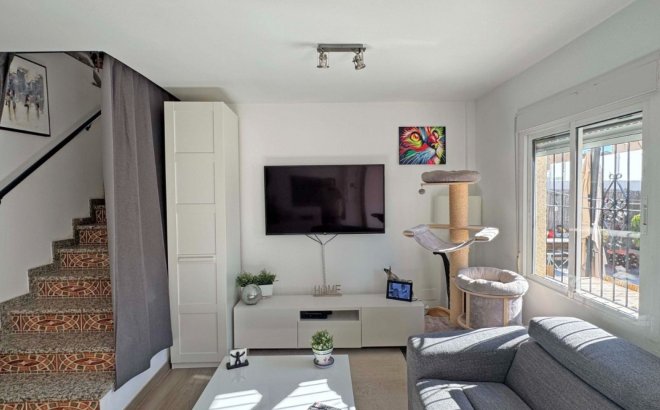 Resale - Town House -
Orihuela Costa - Costa Blanca