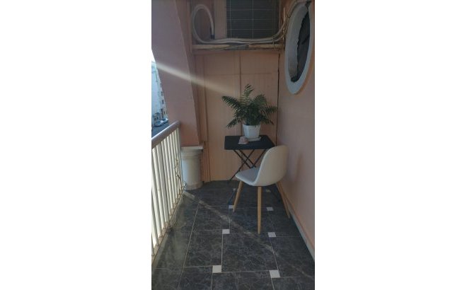 Herverkoop - Appartement -
Torrevieja - Gaspar Perrelló