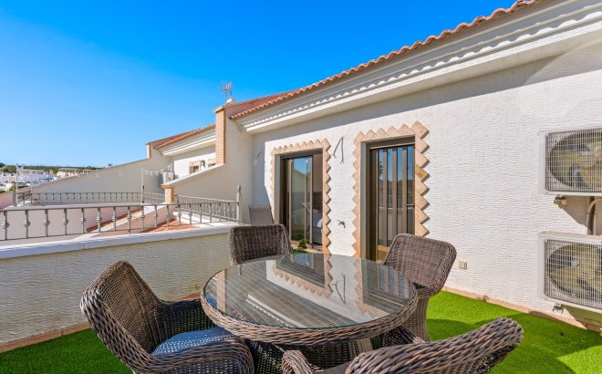 Revente - Town House -
San Miguel de Salinas - Inland