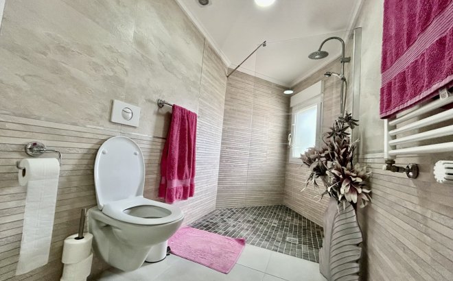 Resale - Villa -
Cabo Roig - Costa Blanca