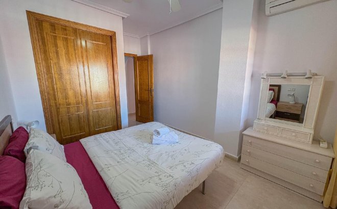 Herverkoop - Appartement -
Torrevieja - Costa Blanca