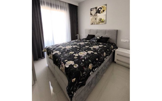 Resale - Apartment -
Pilar de la Horadada - La Torre De La Horadada