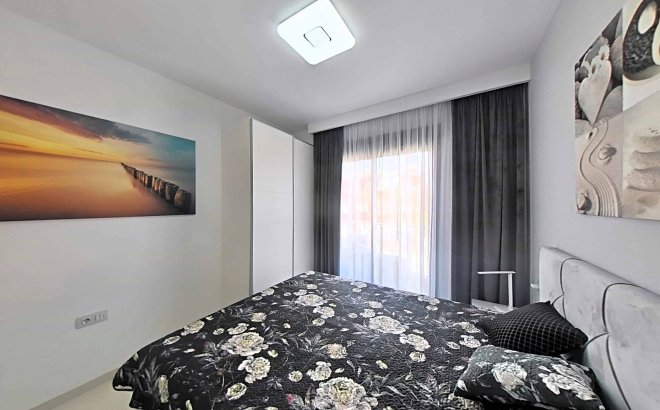 Resale - Apartment -
Pilar de la Horadada - La Torre De La Horadada