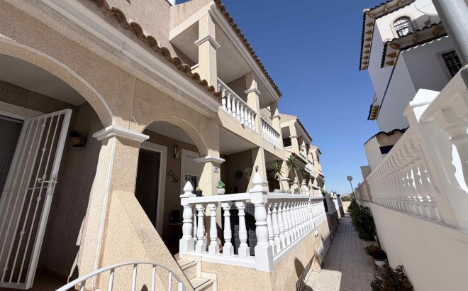 Resale - Town House -
Orihuela Costa - Costa Blanca