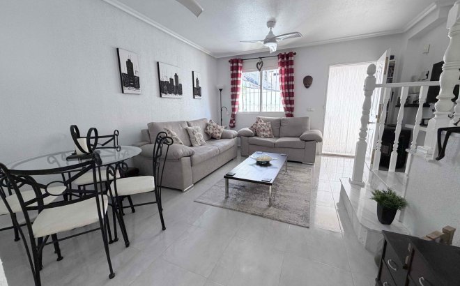 Resale - Town House -
Orihuela Costa - Costa Blanca
